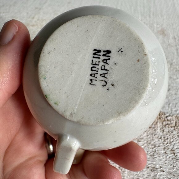 Novelty Mini Chamber Pot Ashtray " Here is my Regards " Quote Ashtray - Picture 5 of 7